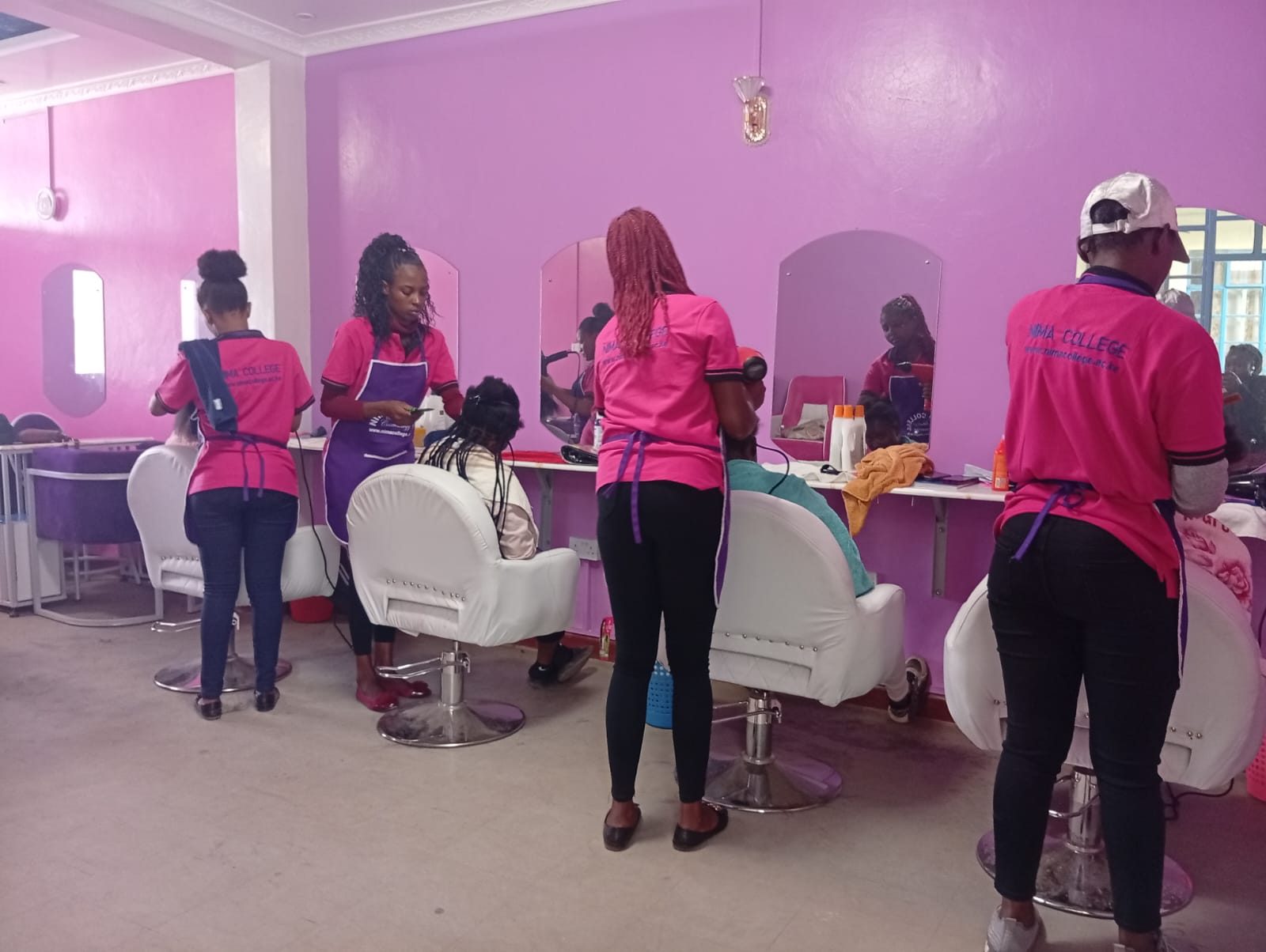 Hairdressing & beauty students on the salon floor
